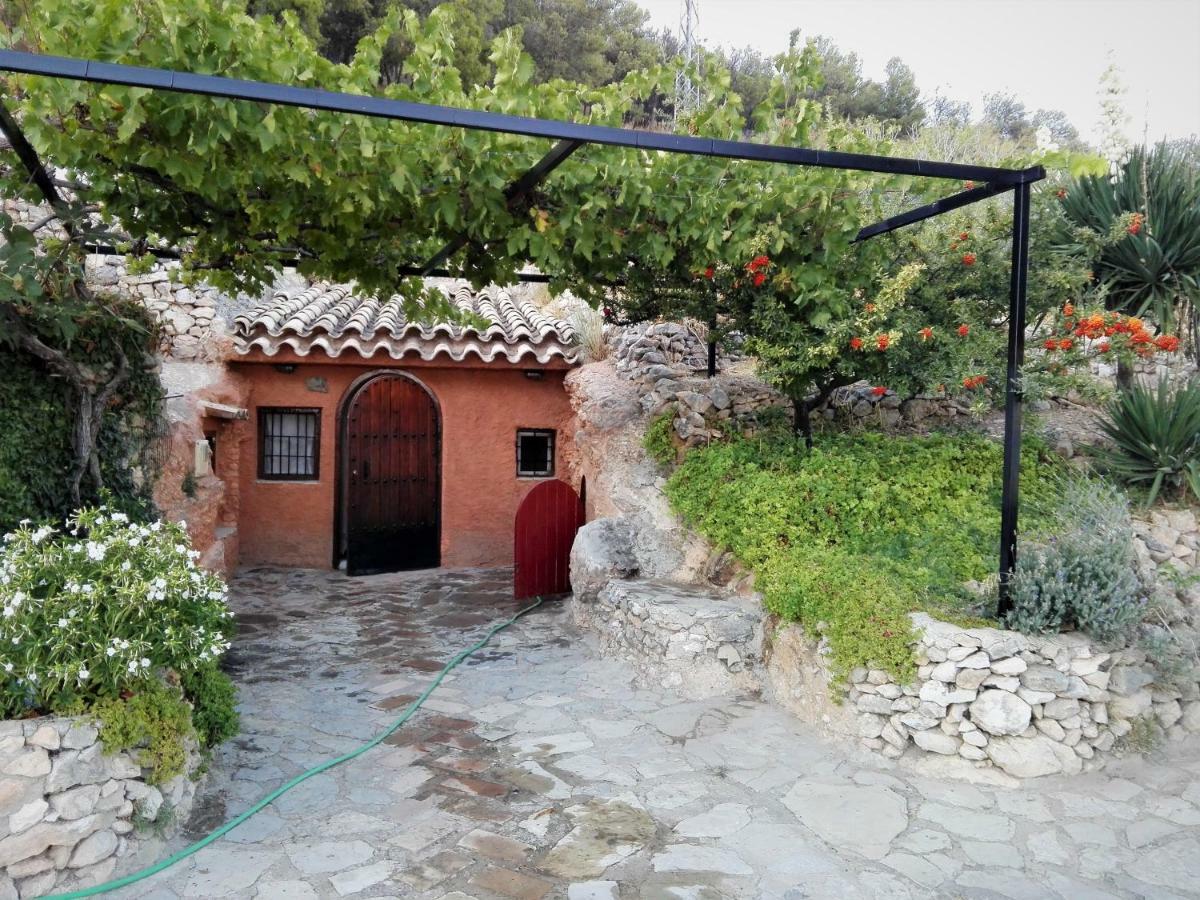 Cueva El Parral Guest House Pegalajar Ngoại thất bức ảnh